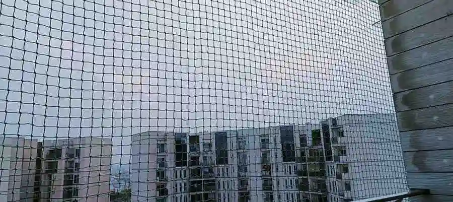 Top quality balcony safety nets, Pigeon safety nets, Bird protection nets, Children safety nets, bird net control services, pigeon net installation price